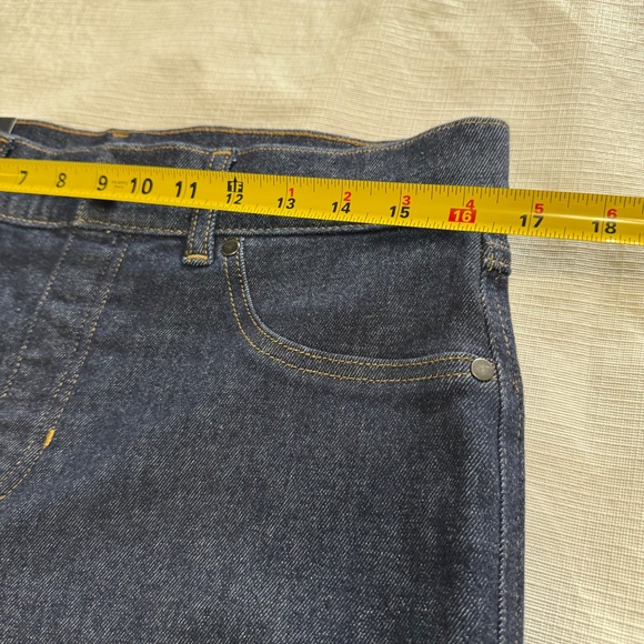 SPANX Spanxshape  Everywear Flare Jeans Raw Indigo  Blue Flare Jeans sz large - Picture 11 of 14